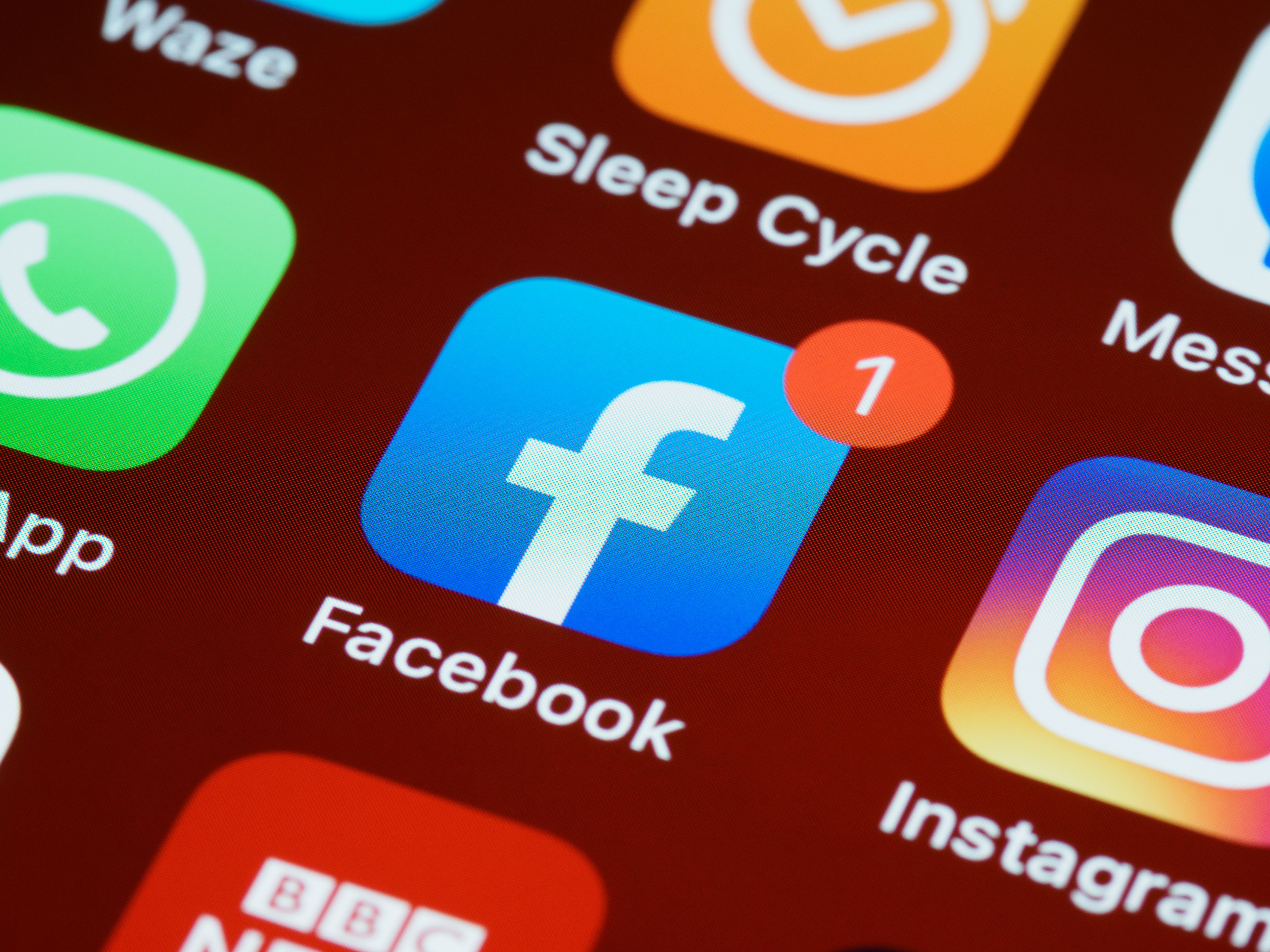 Facebook Ads ou Google Ads : lequel choisir ?
